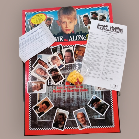 Vintage Home Alone 2 Lost in New York Board Game Retro Complete 1992 - Picture 3 of 6